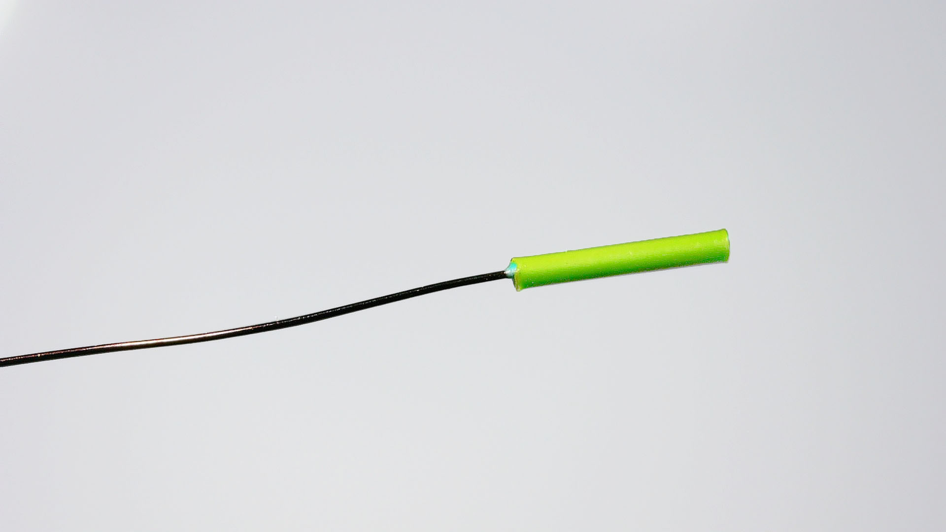 NTC thermistor with black lead wire