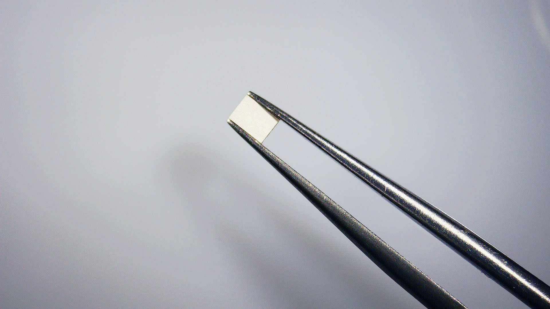 Leadless NTC thermistors